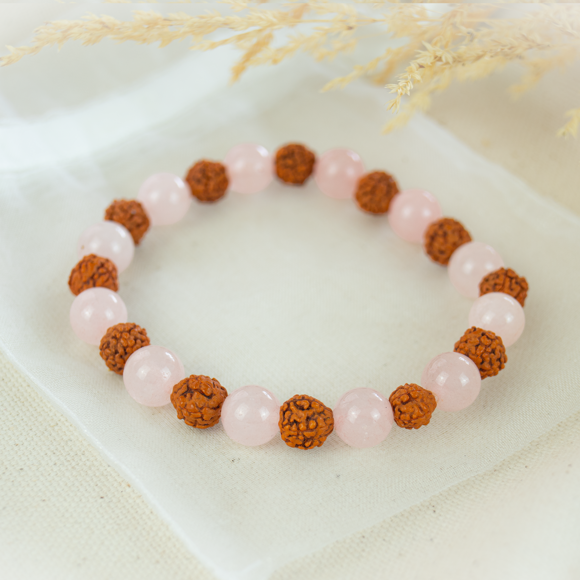 Rudraksha & Rosenquarz Armband
