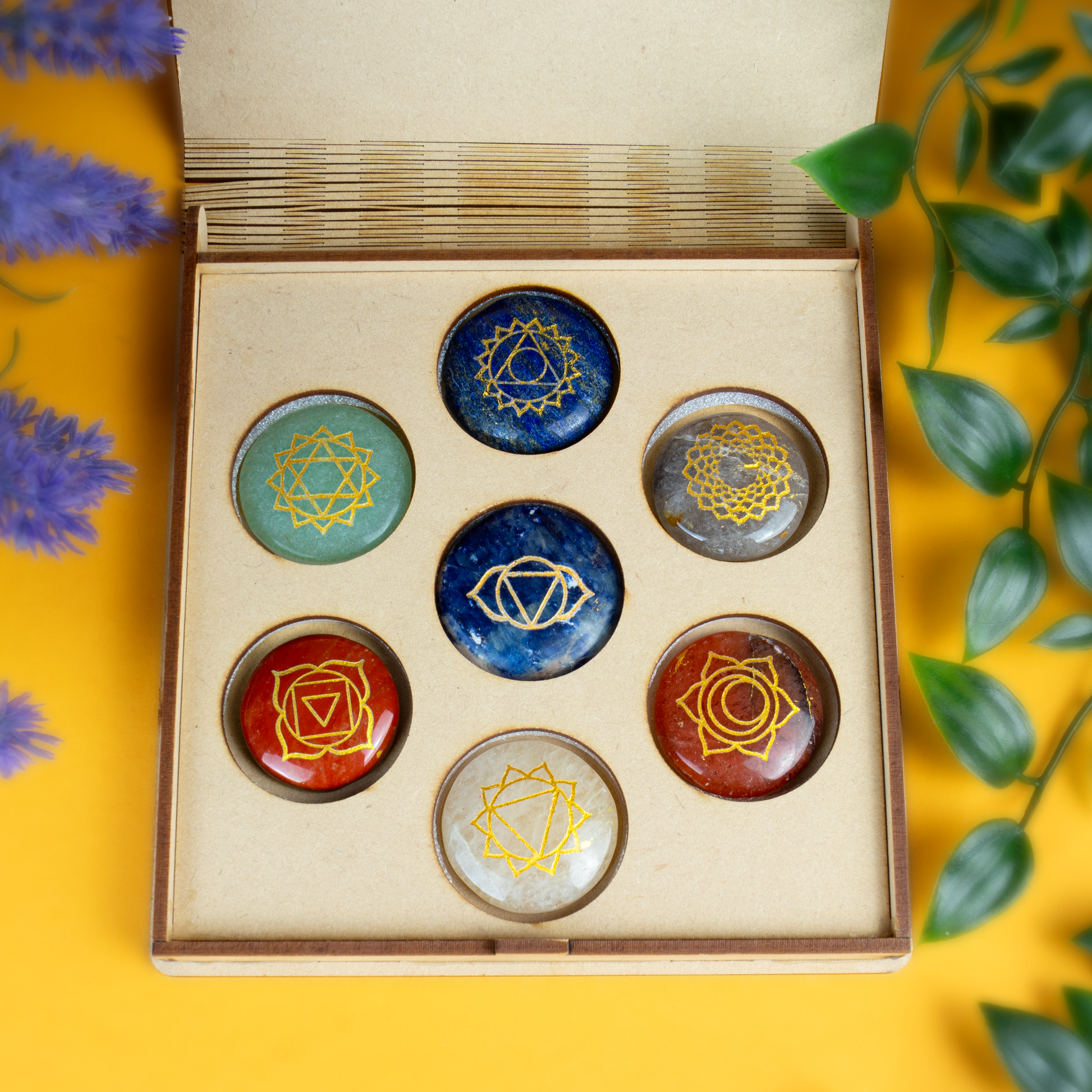 Chakra Trommelsteine mit Chakra Box