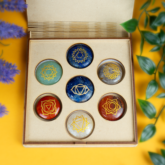 Chakra Trommelsteine mit Chakra Box