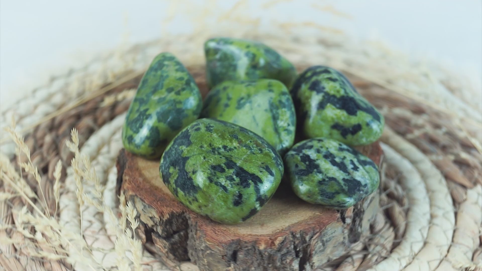 Nephrit Jade Trommelstein